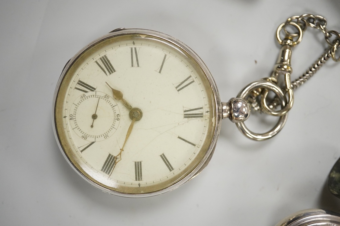 A Victorian silver vinaigrette, Edward Smith, Birmingham, 1848, 27mm, a collection of thimbles including some silver and sundry other items including pencils, child's rattle, button hooks, silver pocket watch, silver Ala